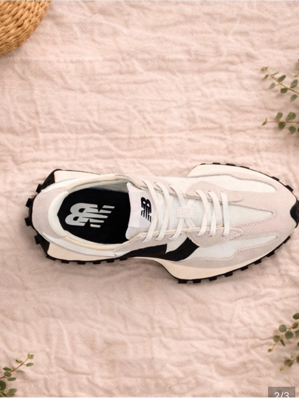New Balance Footwear 327 Suede Sneaker - NEW Without Tags - Picture 2 of 3